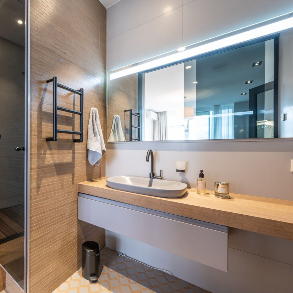 bathroom mood lighting