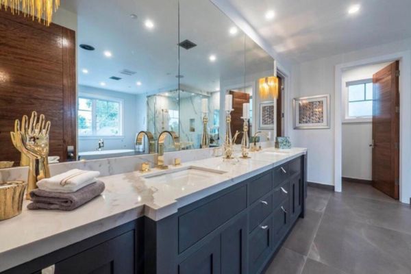 modern bathroom