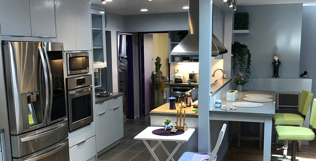 modern kitchen build